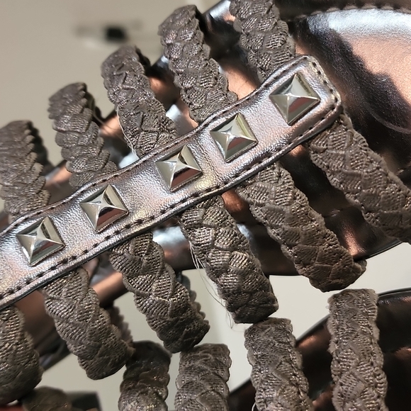 Marc Fisher Gladiator Sandals - Picture 3 of 7